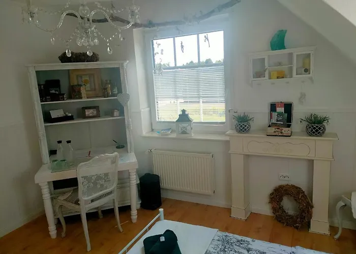 Проживание в семье Luana's White *